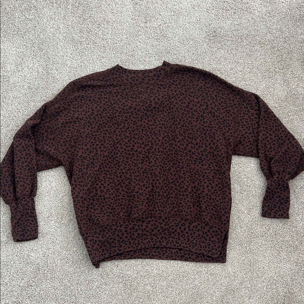 Abercrombie & Fitch Women's Brown Patterned Crewneck Sweater